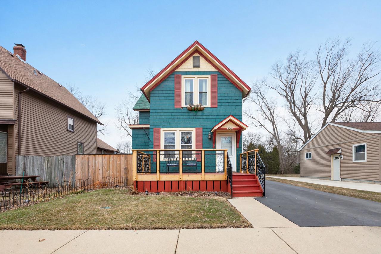 400 Marguerite St., Elgin, IL 60123