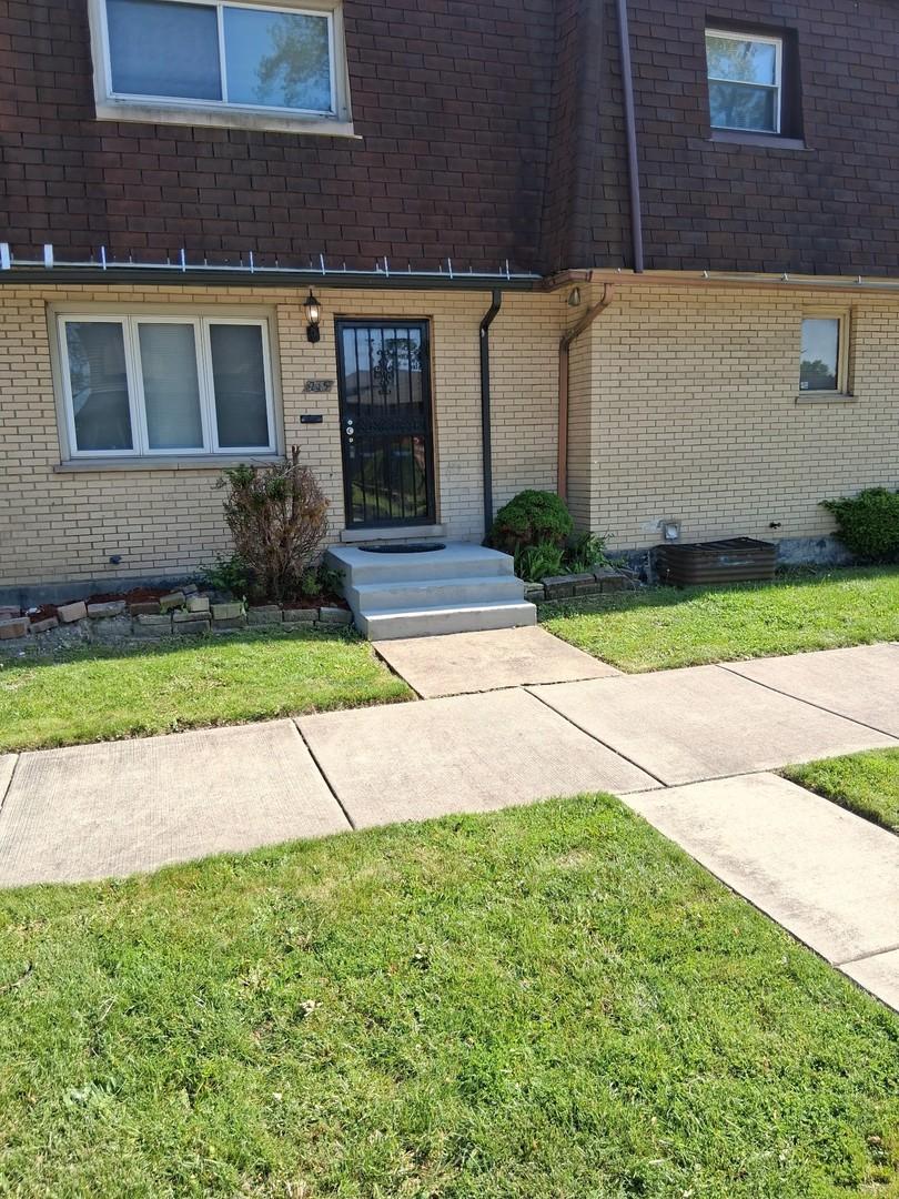 215 E 90th Pl., Chicago, IL 60619
