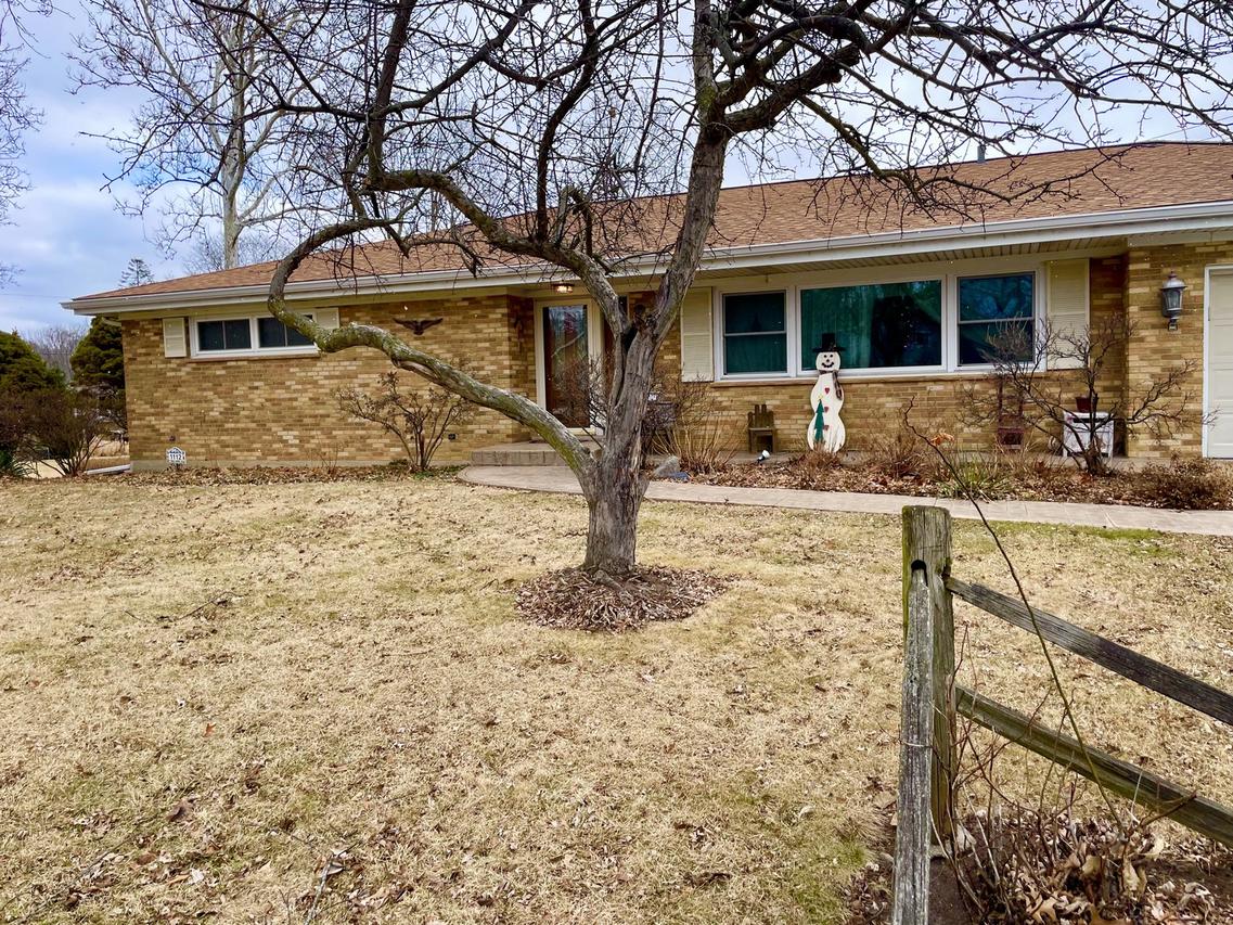 1112 Sweet Bay Ct., Naperville, IL 60540