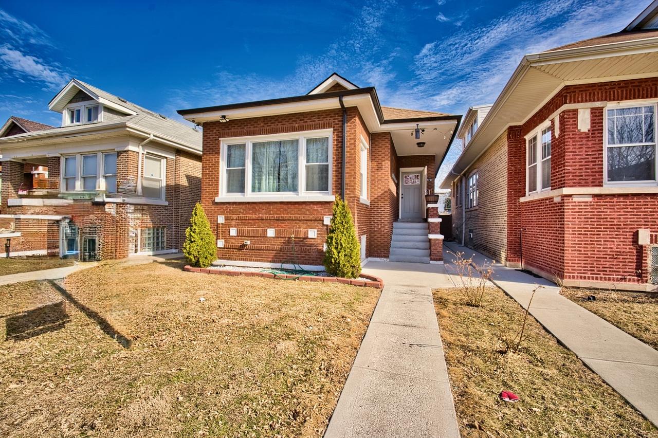 7753 S Honore St., Chicago, IL 60620