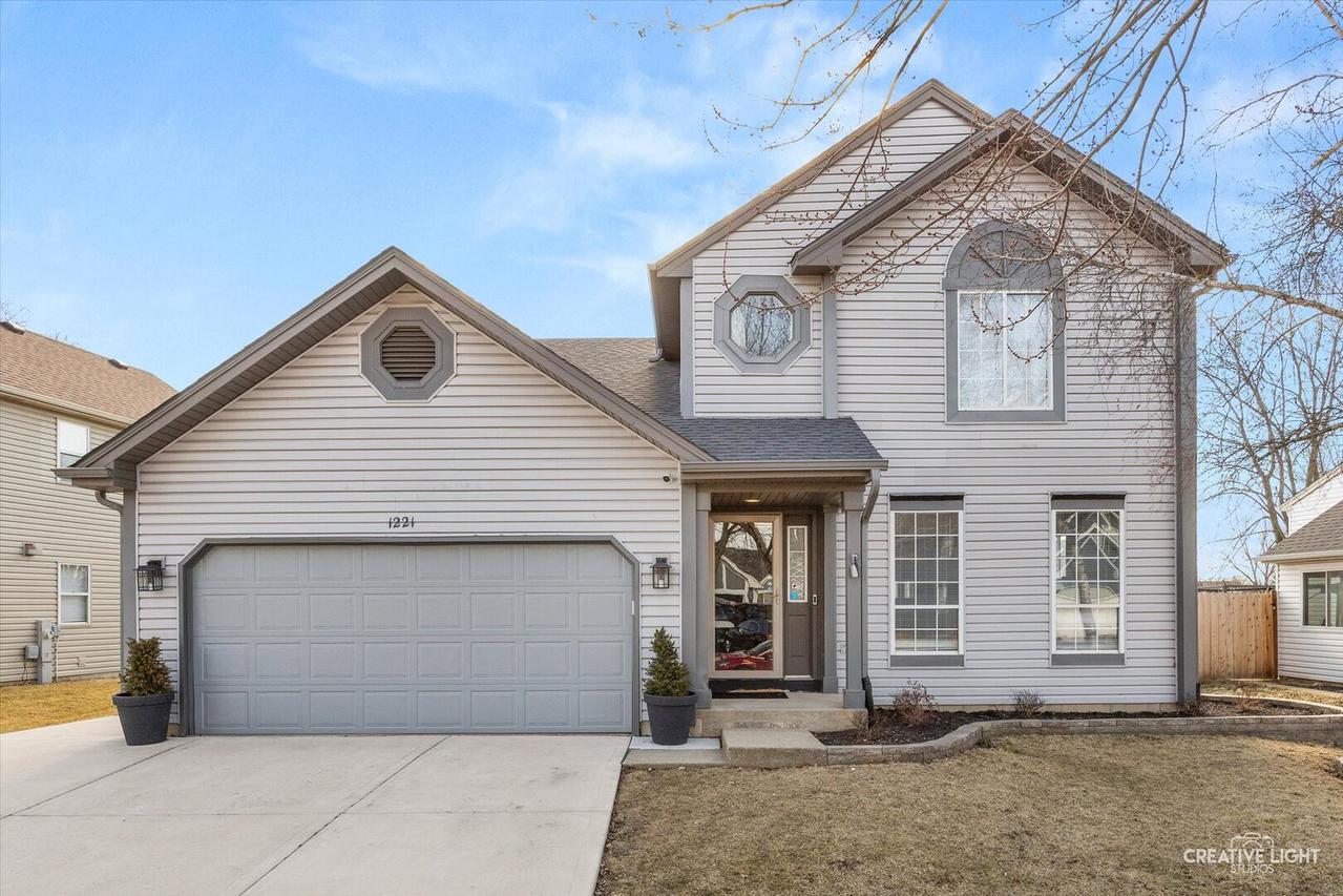 1221 Longford Cir., Elgin, IL 60120