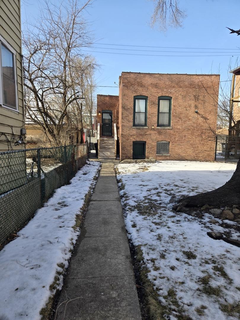 7204 S Rhodes Ave., Chicago, IL 60619