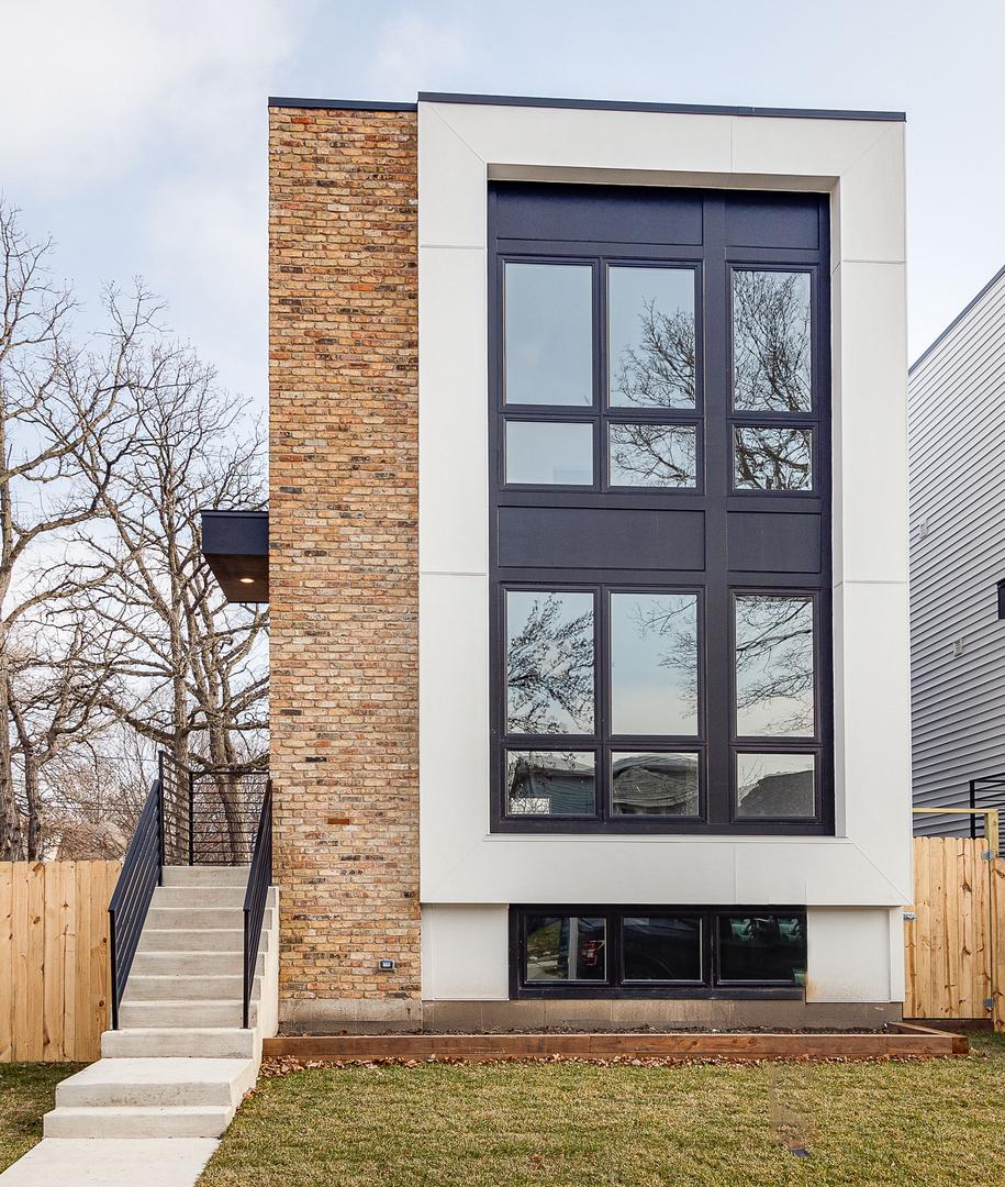 4938 W Medill Ave., Chicago, IL 60639