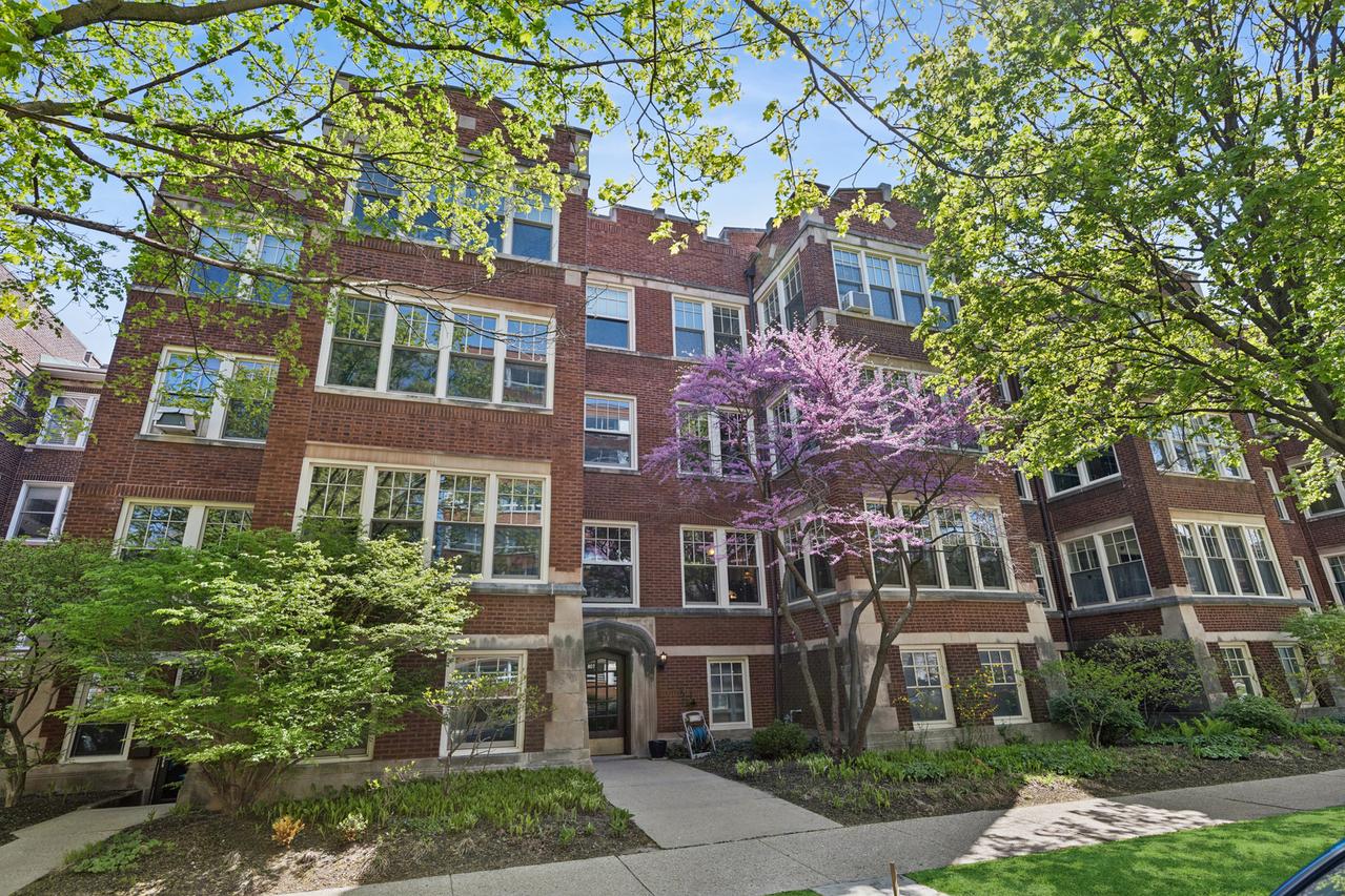 805 Hinman Ave. #1, Evanston, IL 60202