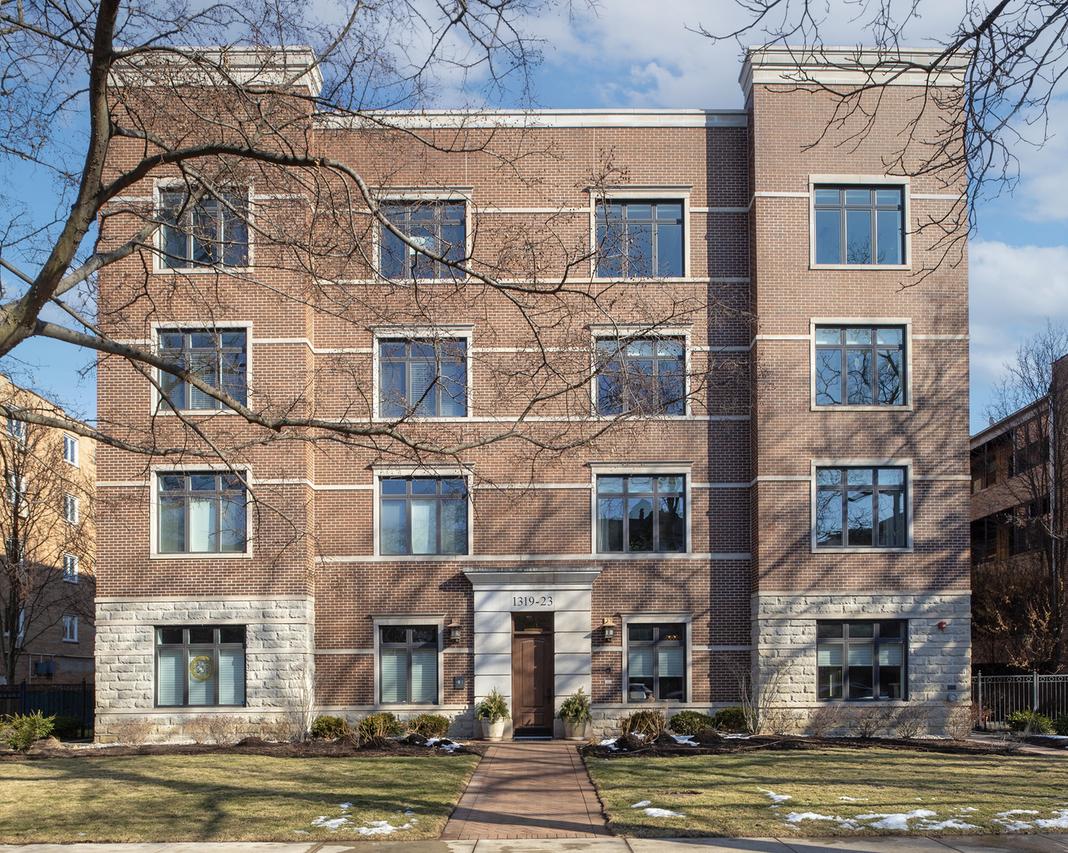 1323 Maple Ave. #3NE, Evanston, IL 60201