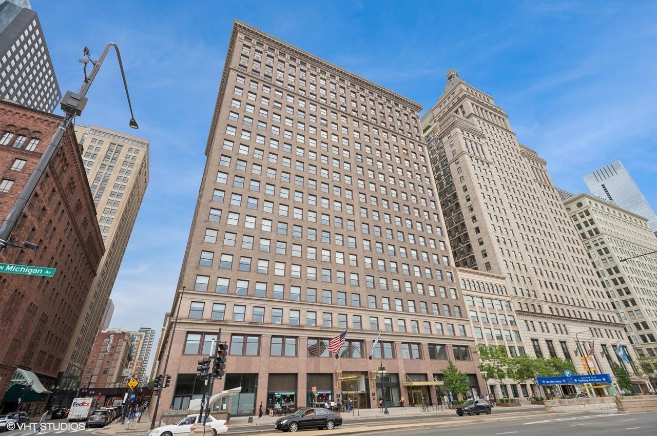 330 S Michigan Ave. #1807, Chicago, IL 60604