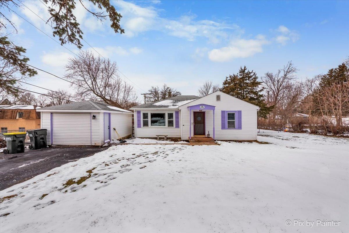 1103 Cherry St., Lake In The Hills, IL 60156