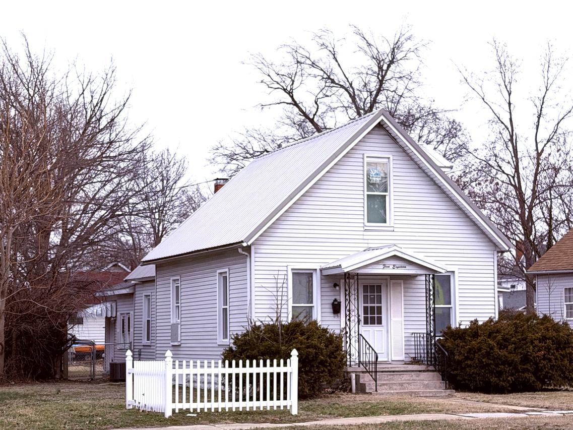 518 E Noleman St., Centralia, IL 62801