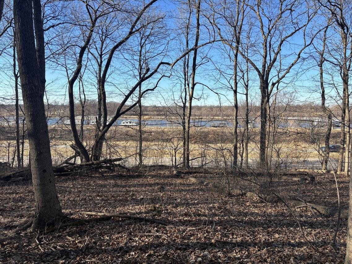 2960 N 2553rd Rd., Seneca, IL 61360