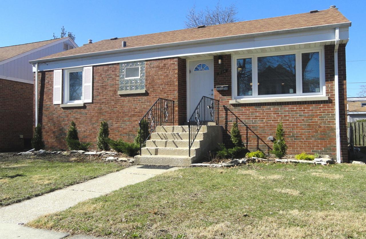 3136 Cuyler Ave., Berwyn, IL 60402