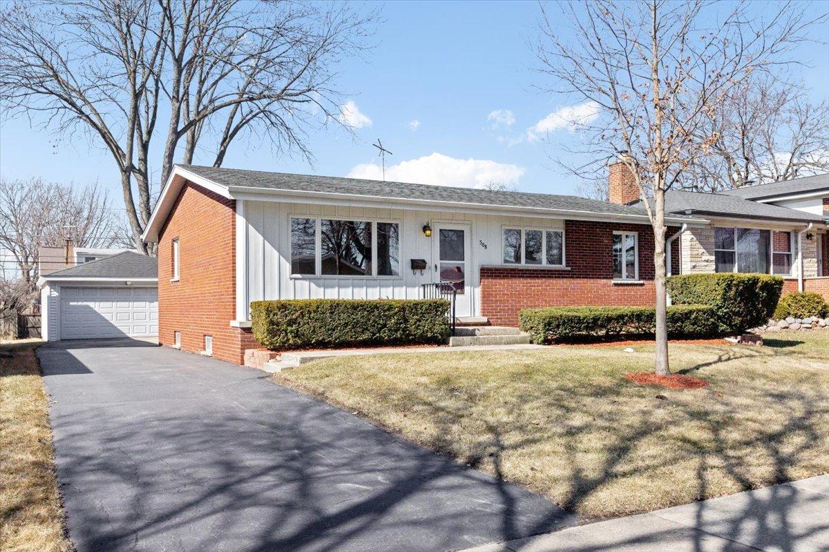 508 N Elmhurst Ave., Mount Prospect, IL 60056