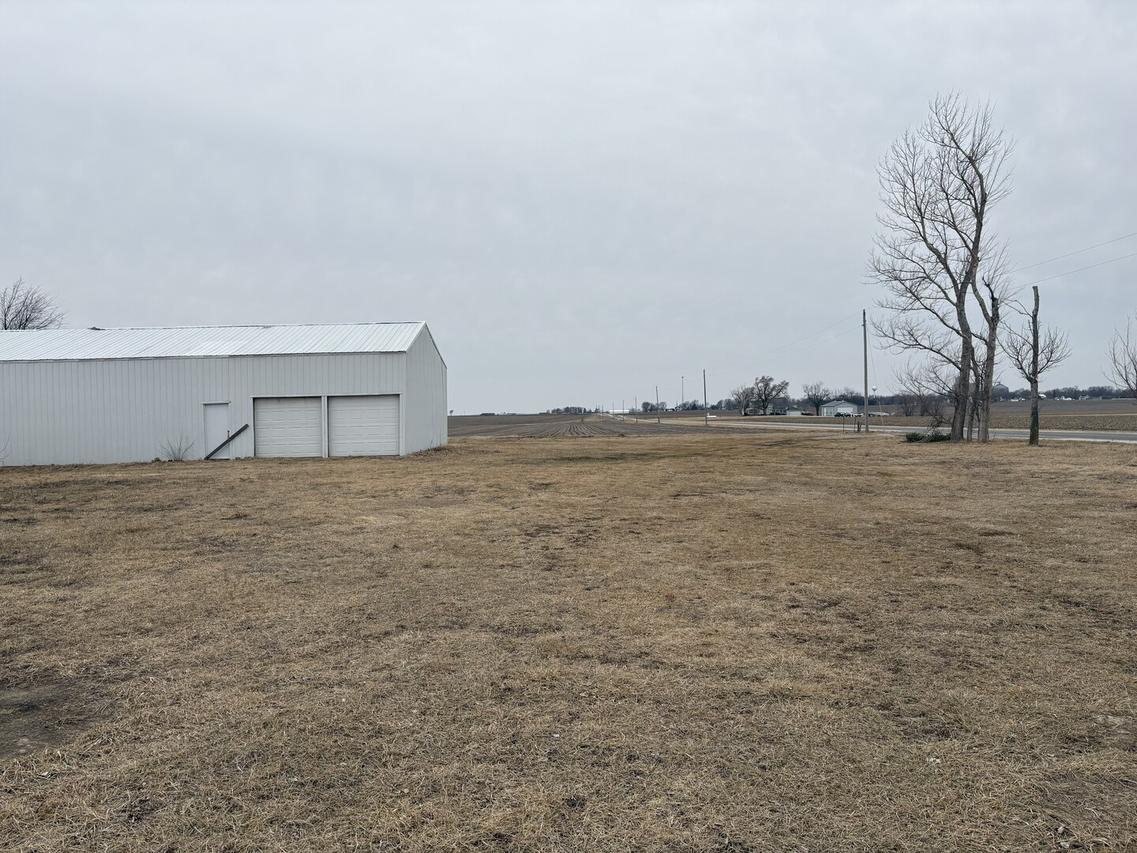 3503 E 1000 North Rd., Stanford, IL 61774