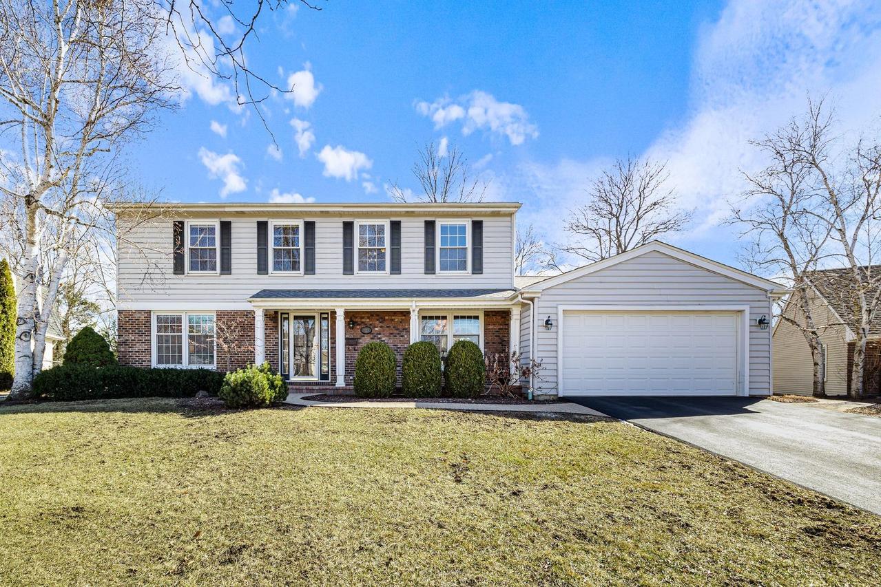 1125 W Skylark Dr., Palatine, IL 60067