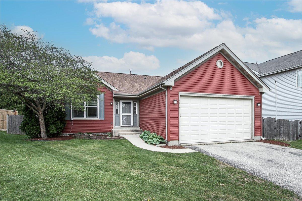 220 S Wildrose Ct., Round Lake, IL 60073
