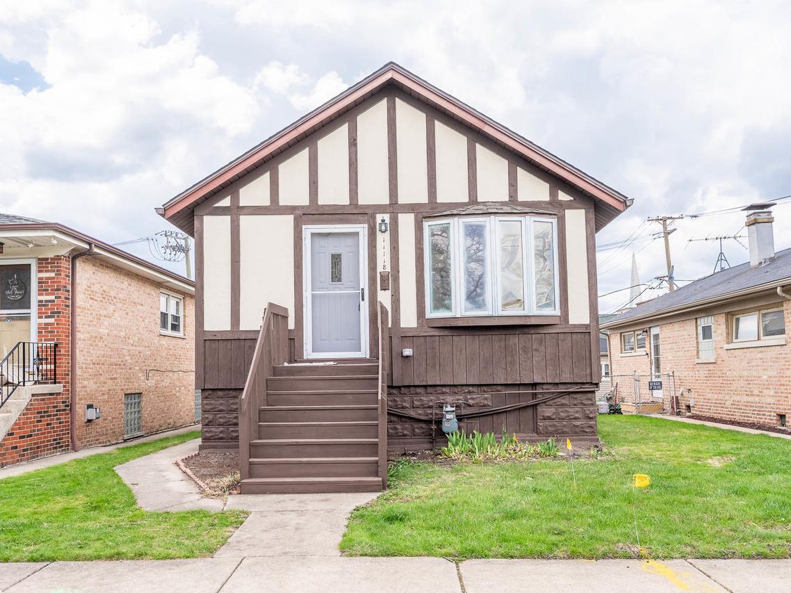 11118 S Trumbull Ave., Chicago, IL 60655