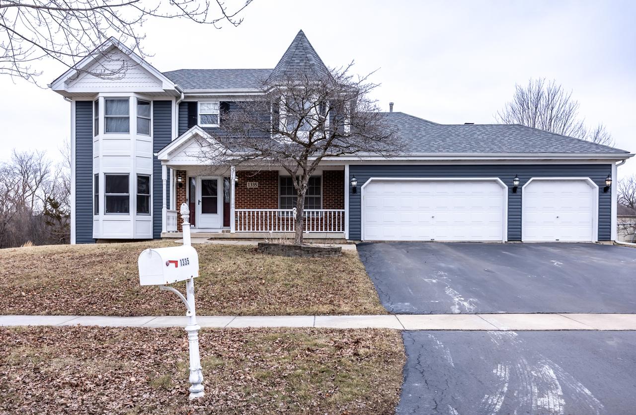 1335 Nagel Ct., West Chicago, IL 60185