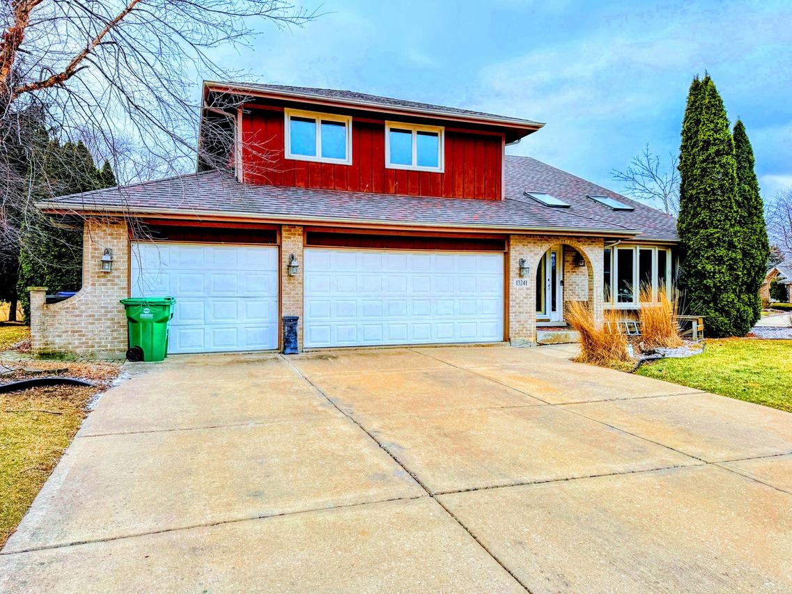 13241 Baywood Ln., Homer Glen, IL 60491