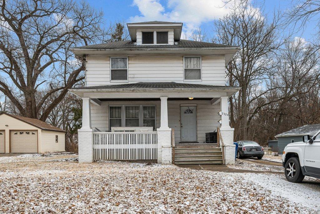 2324 18th B St., Moline, IL 61265