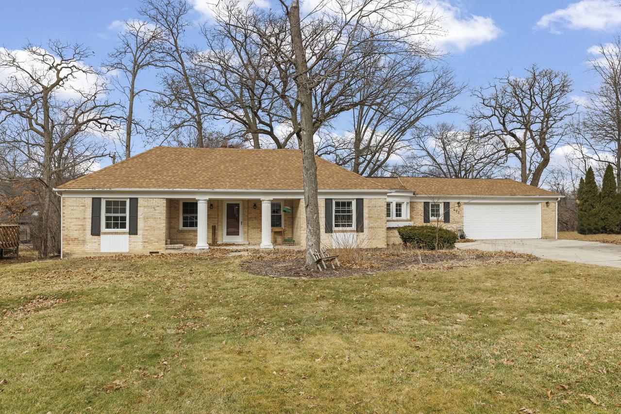 603 Huntley Ter., Crete, IL 60417