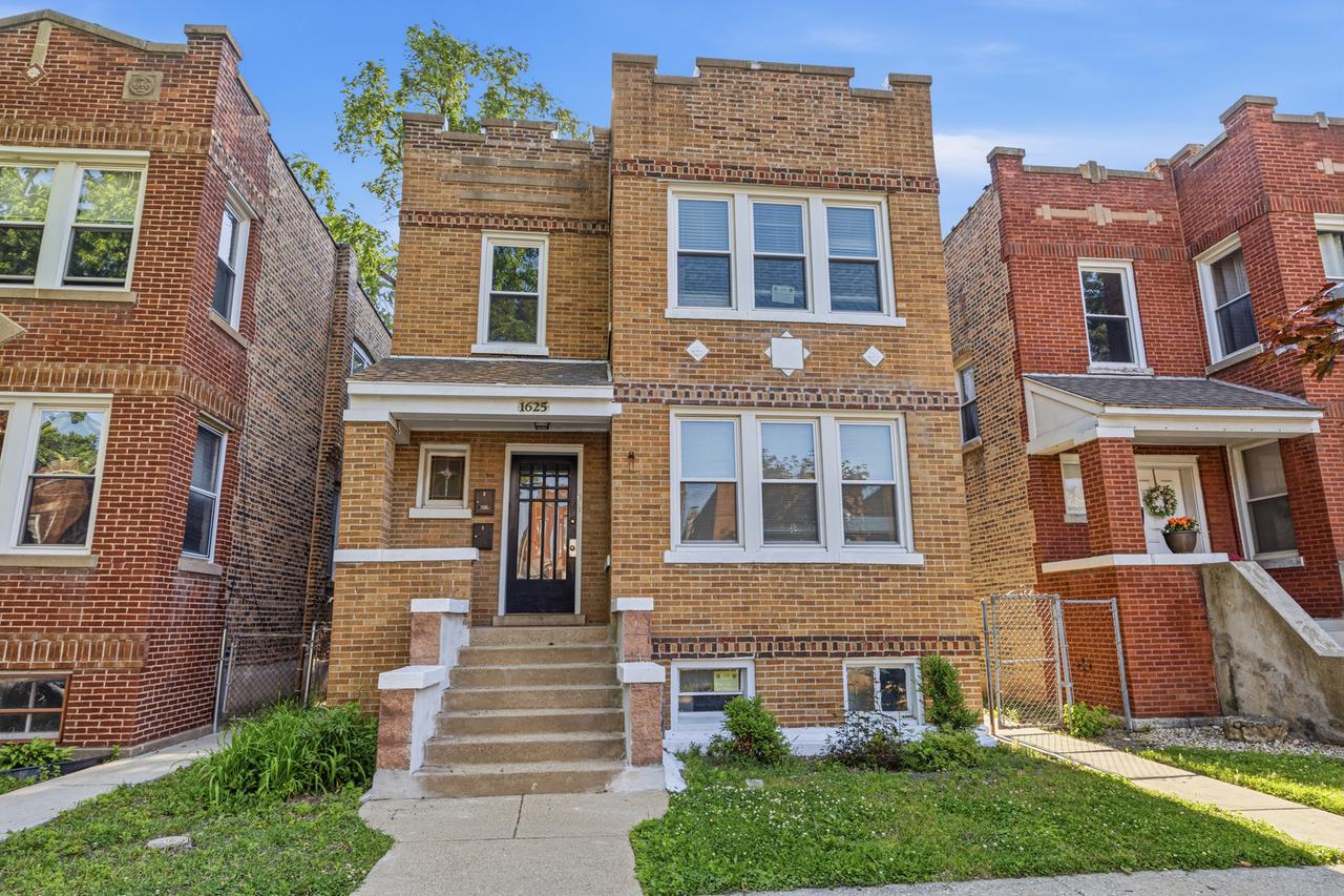 1625 S 47th Ct., Cicero, IL 60804