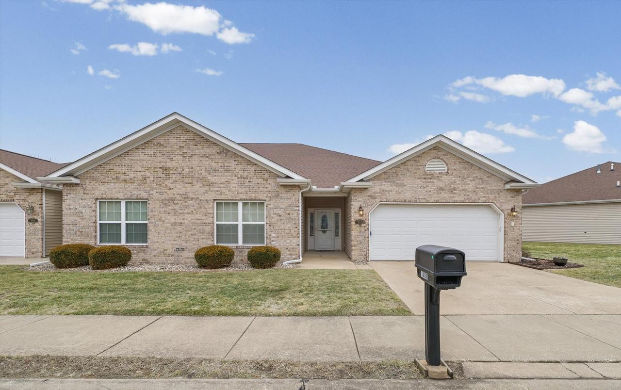 1908 S Prairie Winds Dr., Urbana, IL 61802