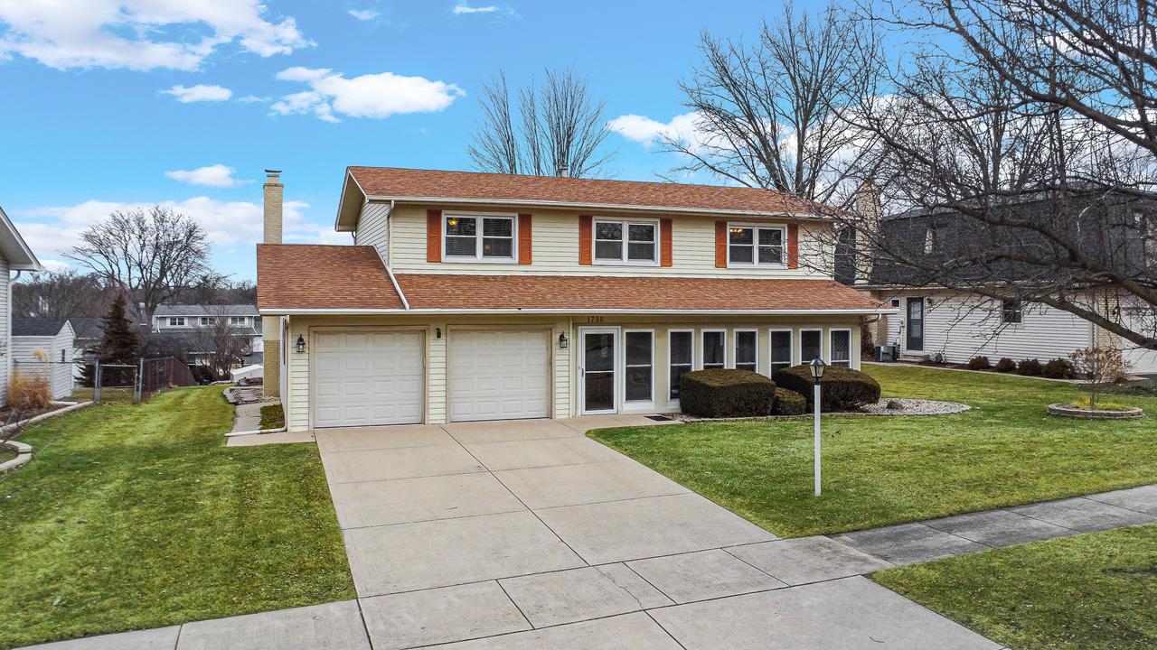 [Address Hidden by Seller], Downers Grove, IL 60516