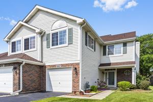 8167 Ripple Ridge, Darien, IL 60561