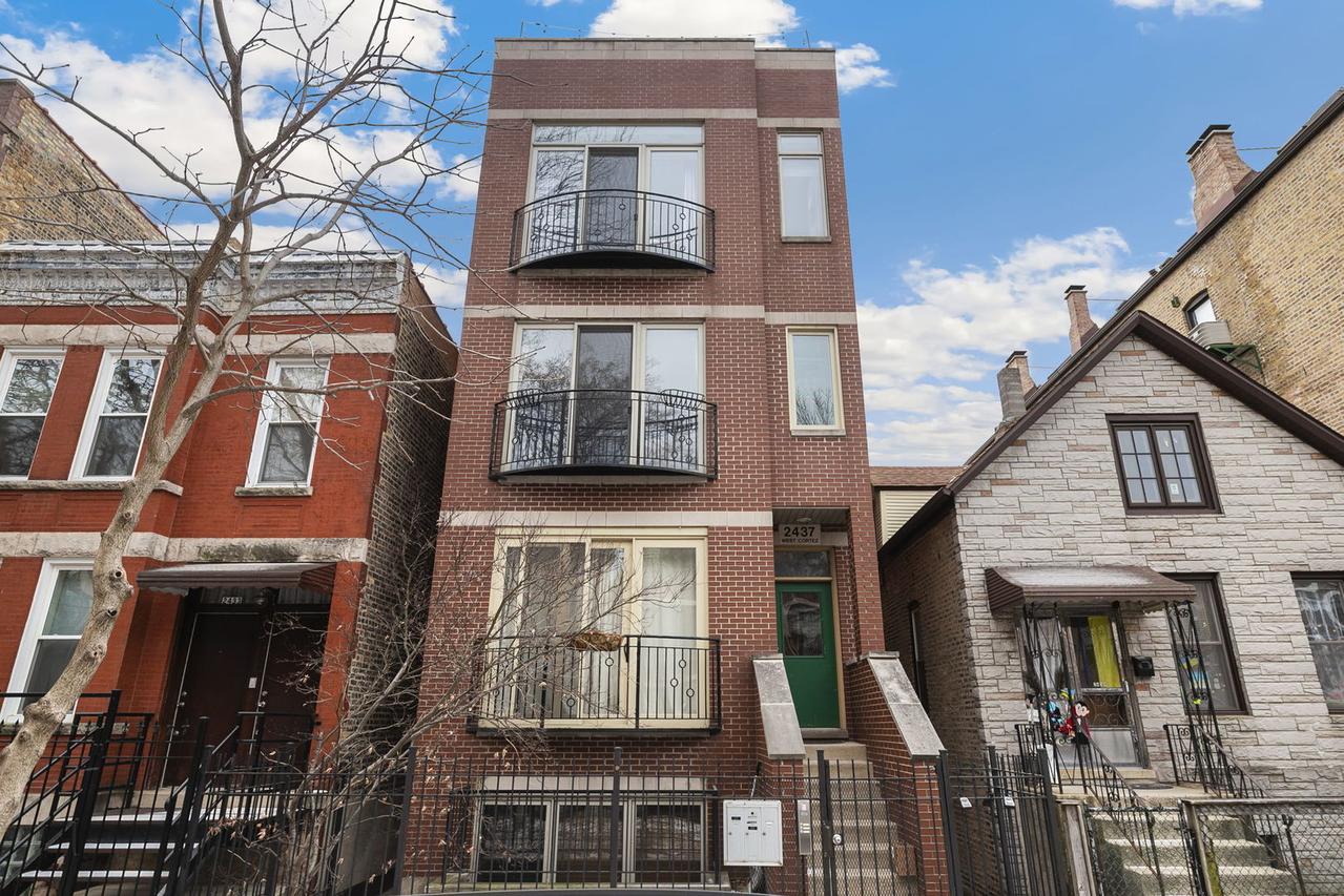 2437 W Cortez St. #2, Chicago, IL 60622