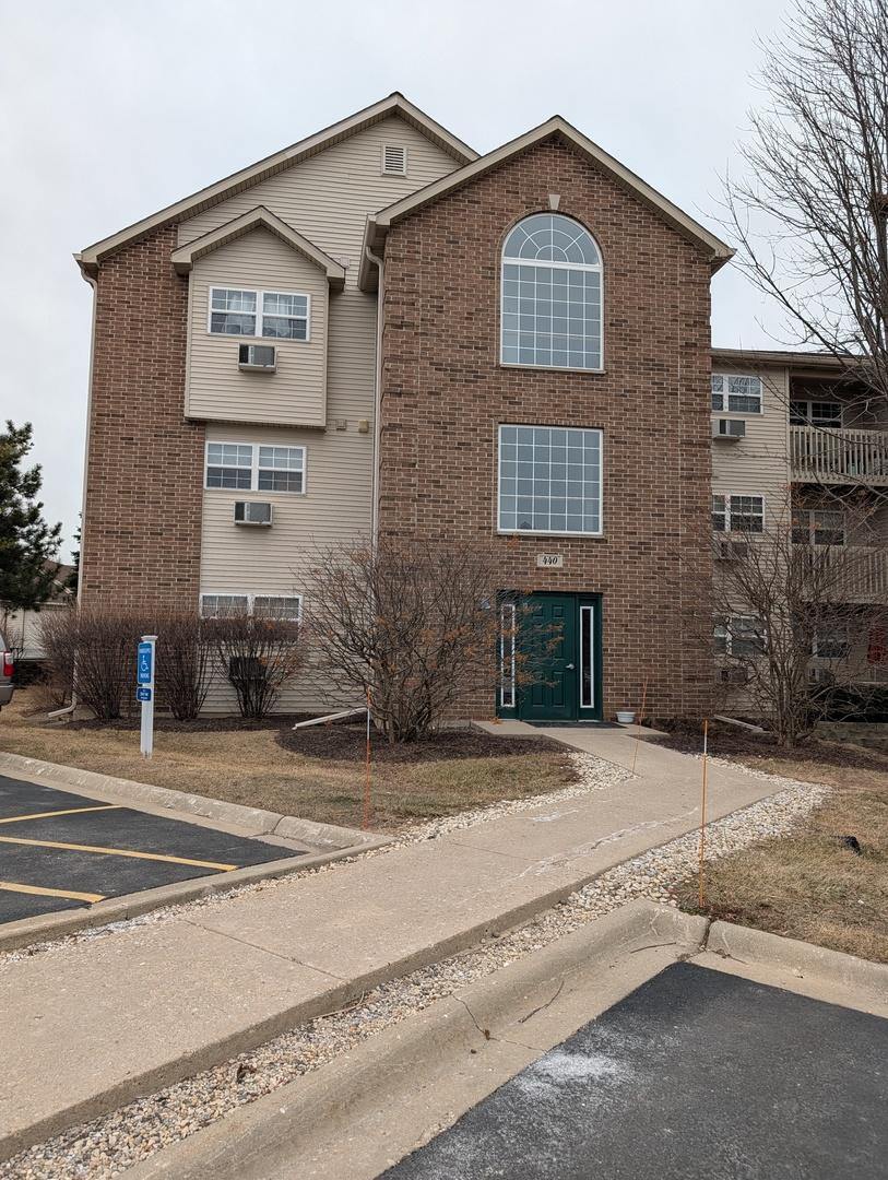 [Address Hidden by Seller], Richmond, IL 60071