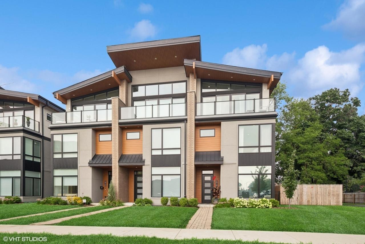 274 N Addison Ave., Elmhurst, IL 60126