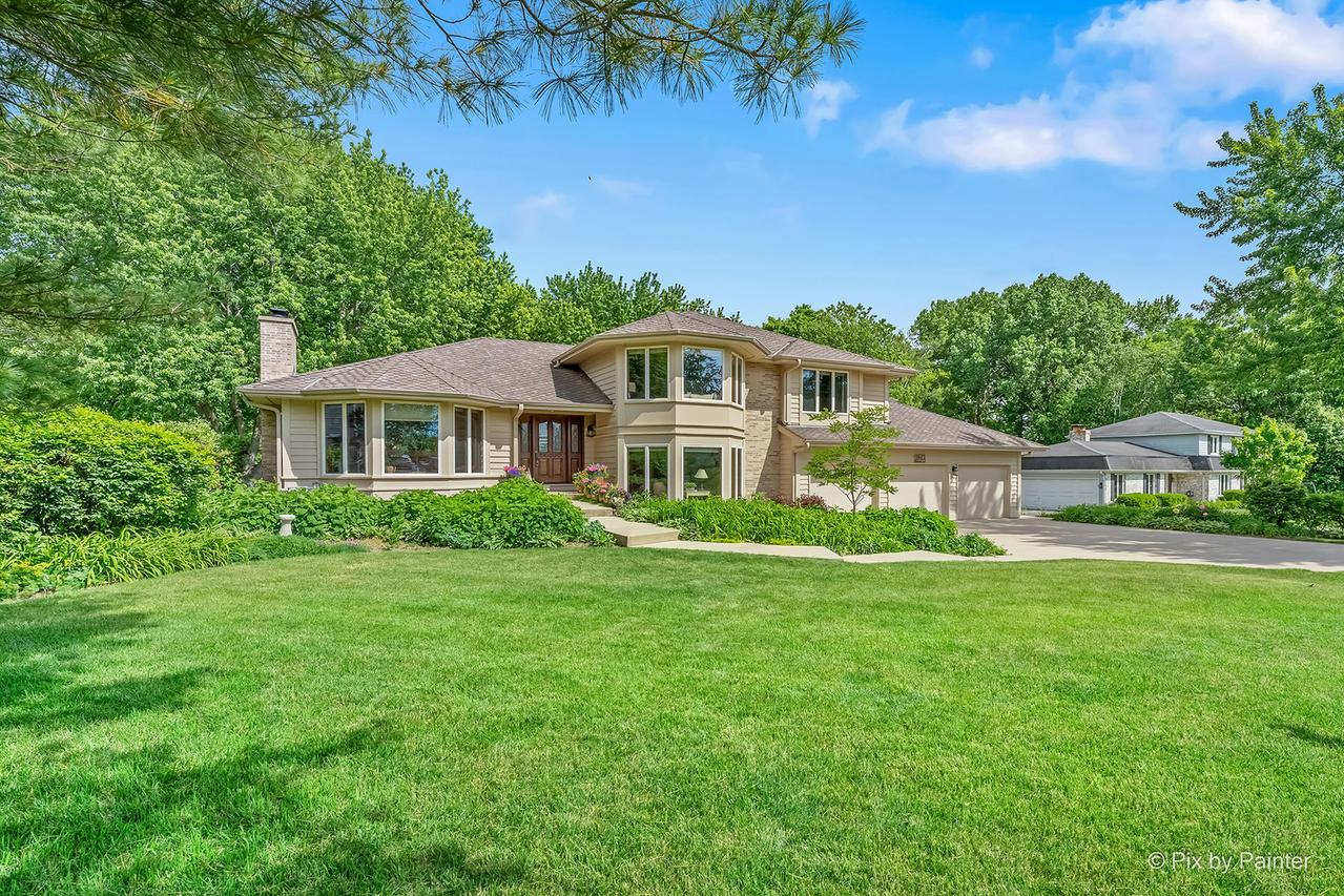 5N411 Harvest Ln., St. Charles, IL 60175