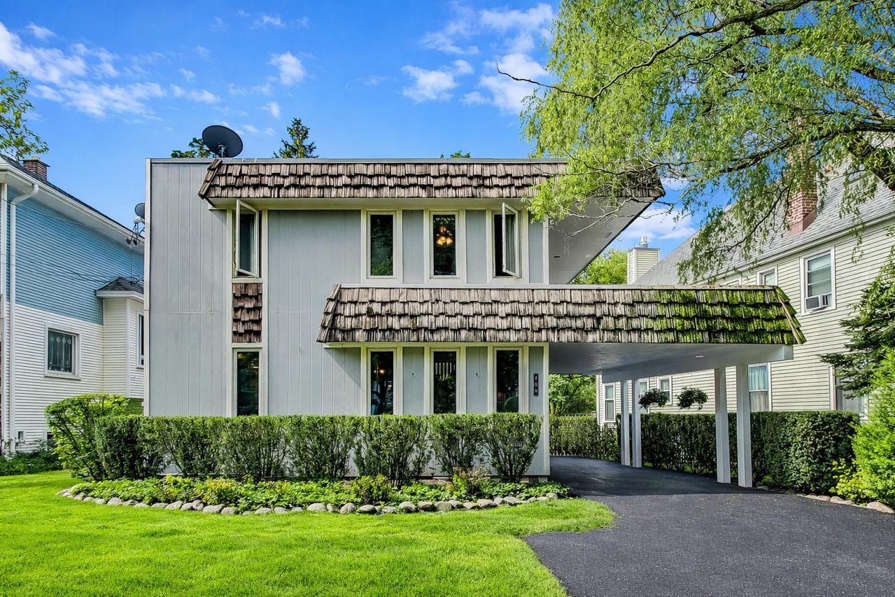 400 S Crescent Ave., Park Ridge, IL 60068