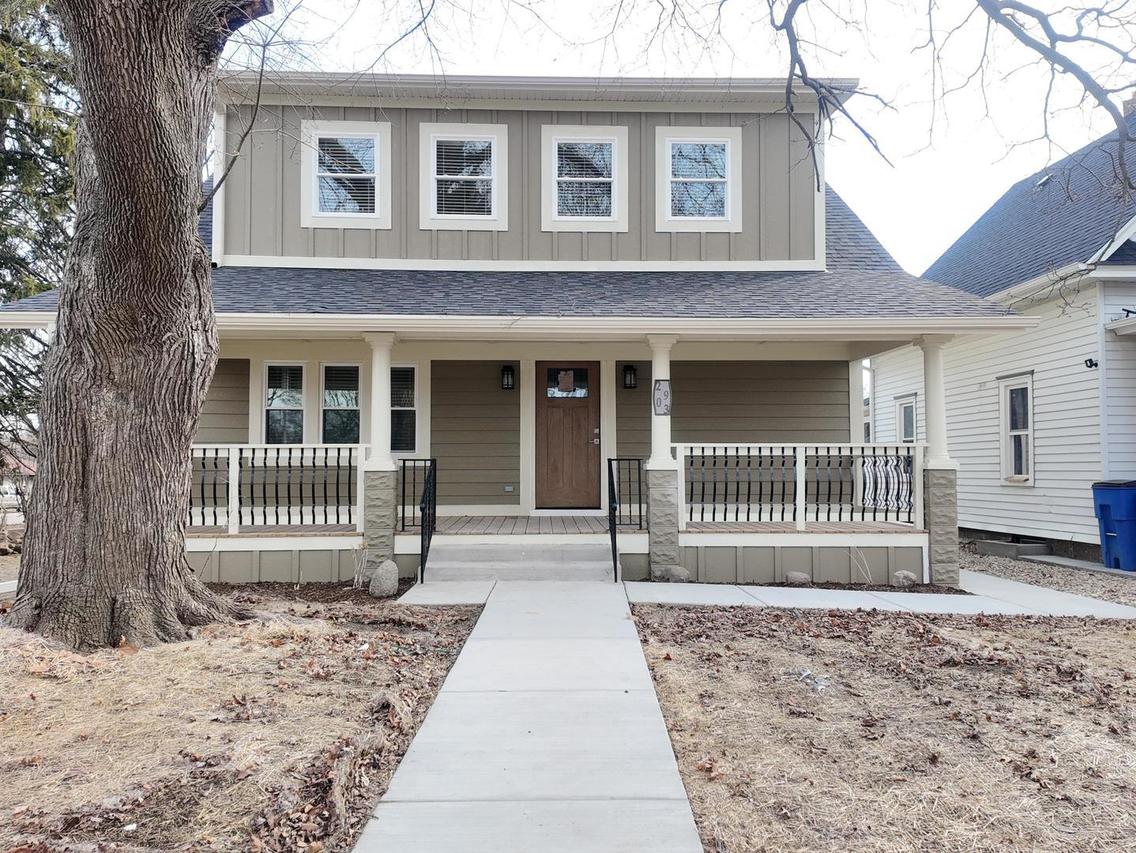 2903 Gilead Ave., Zion, IL 60099