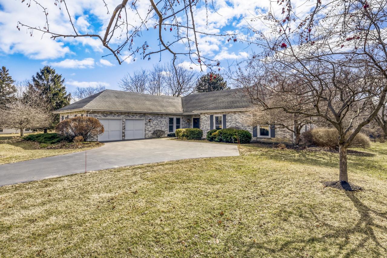 2113 Greenock St., Inverness, IL 60067