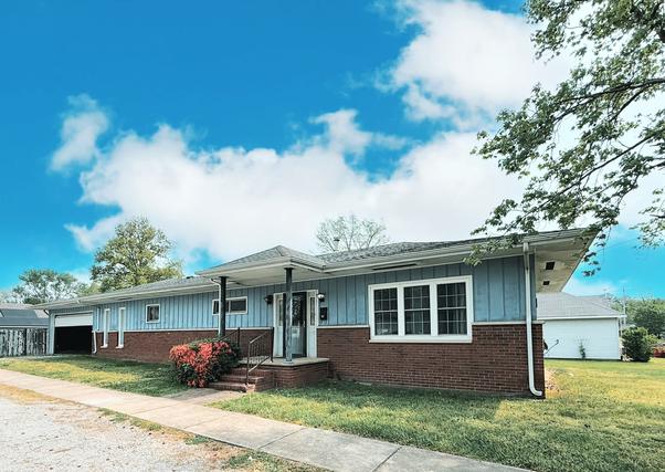 New Homes with Master Bedrooms on the 1st Floor That Attend Central Junior High School: April 11th to April 17th