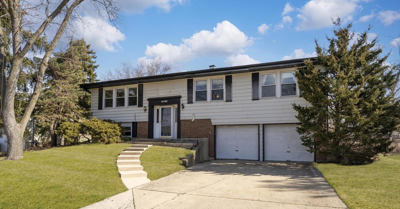 2S055 Glen Ave., Lombard, IL 60148