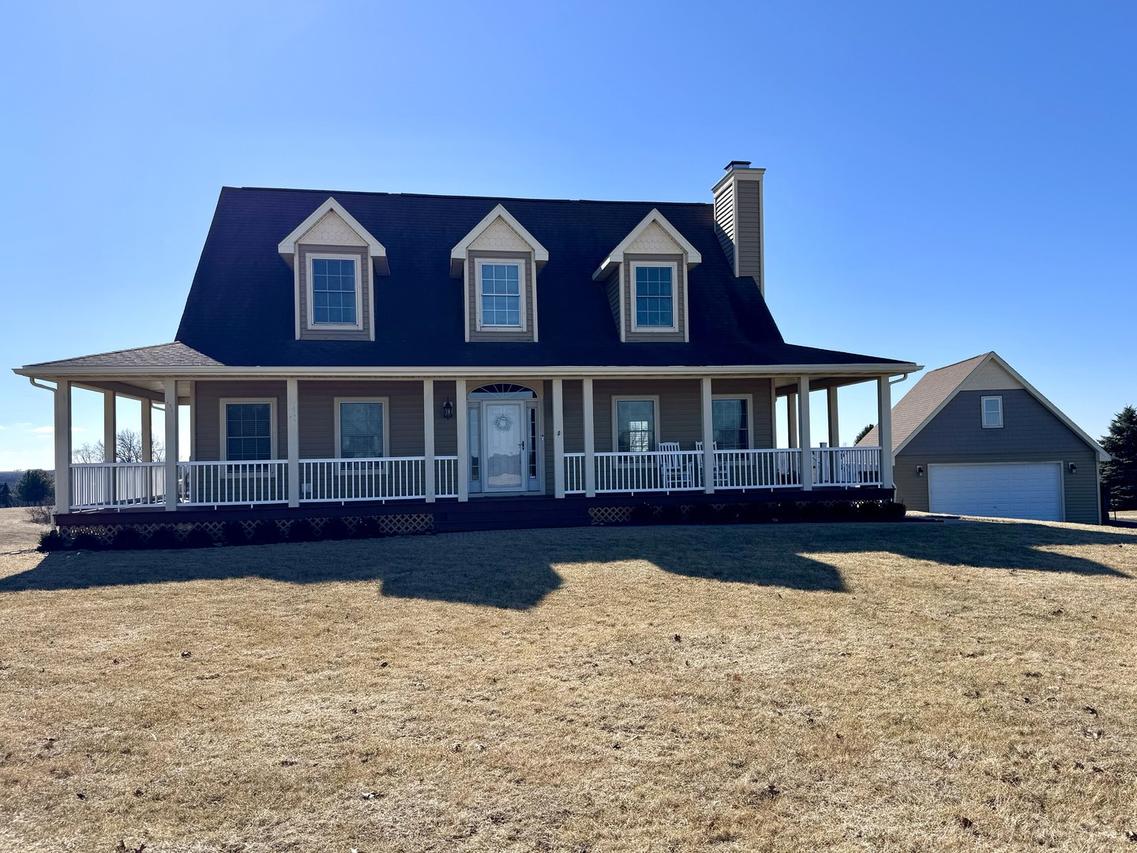 28-1 Lake Carroll Blvd., Lake Carroll, IL 61046