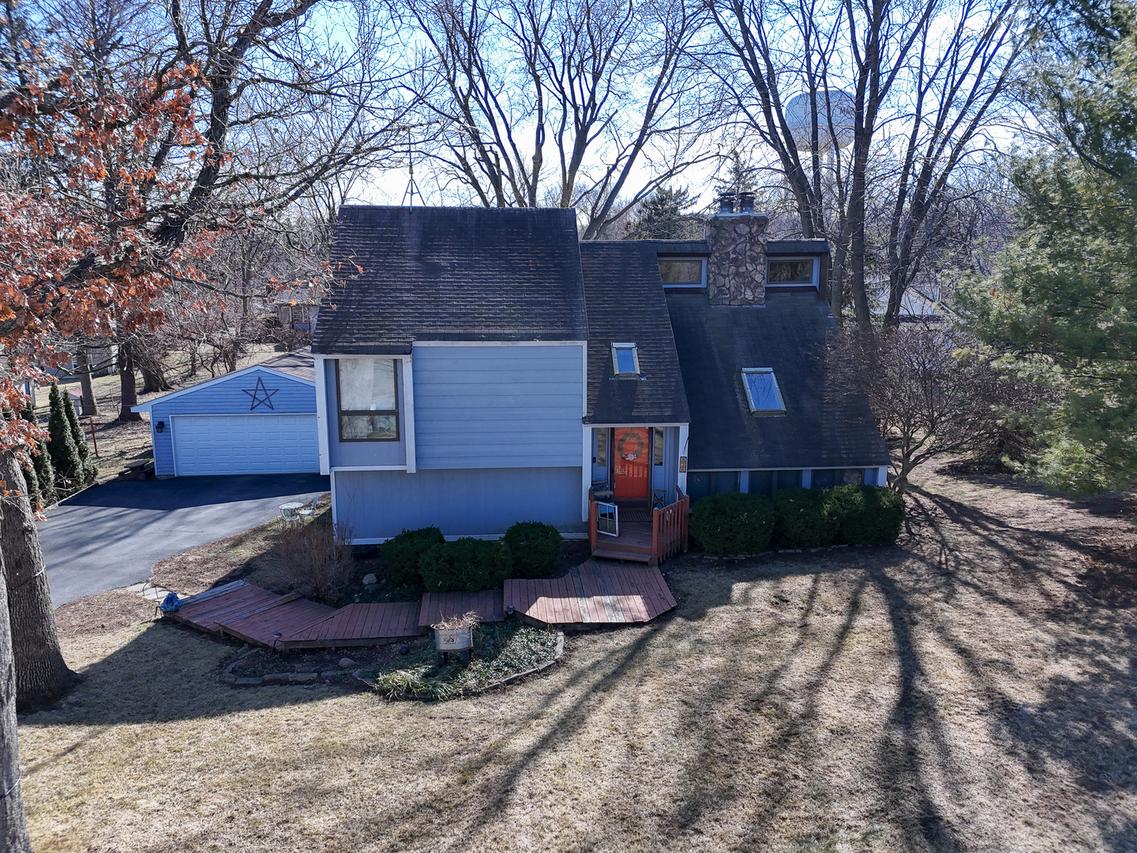 836 Oak Manor Dr., Marengo, IL 60152