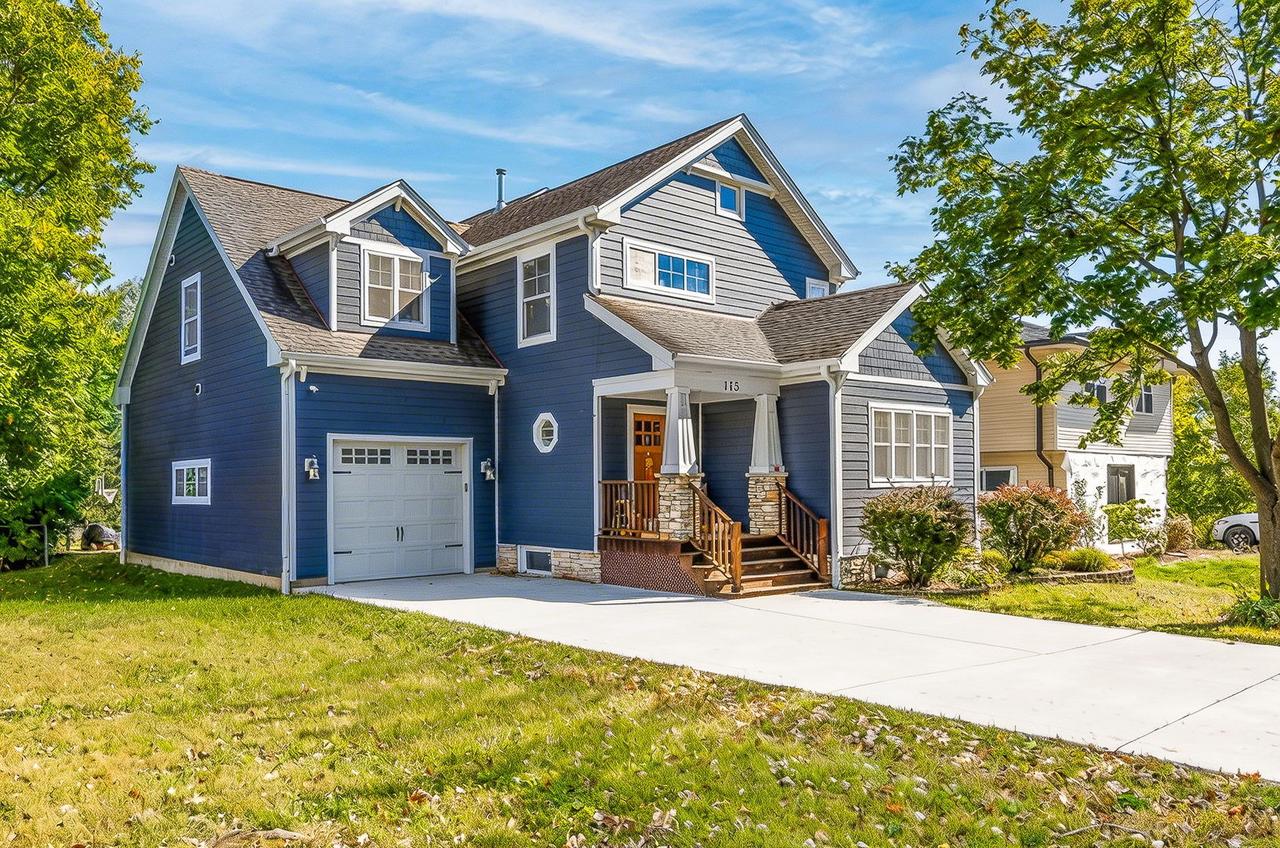 115 S Wilmette Ave., Westmont, IL 60559