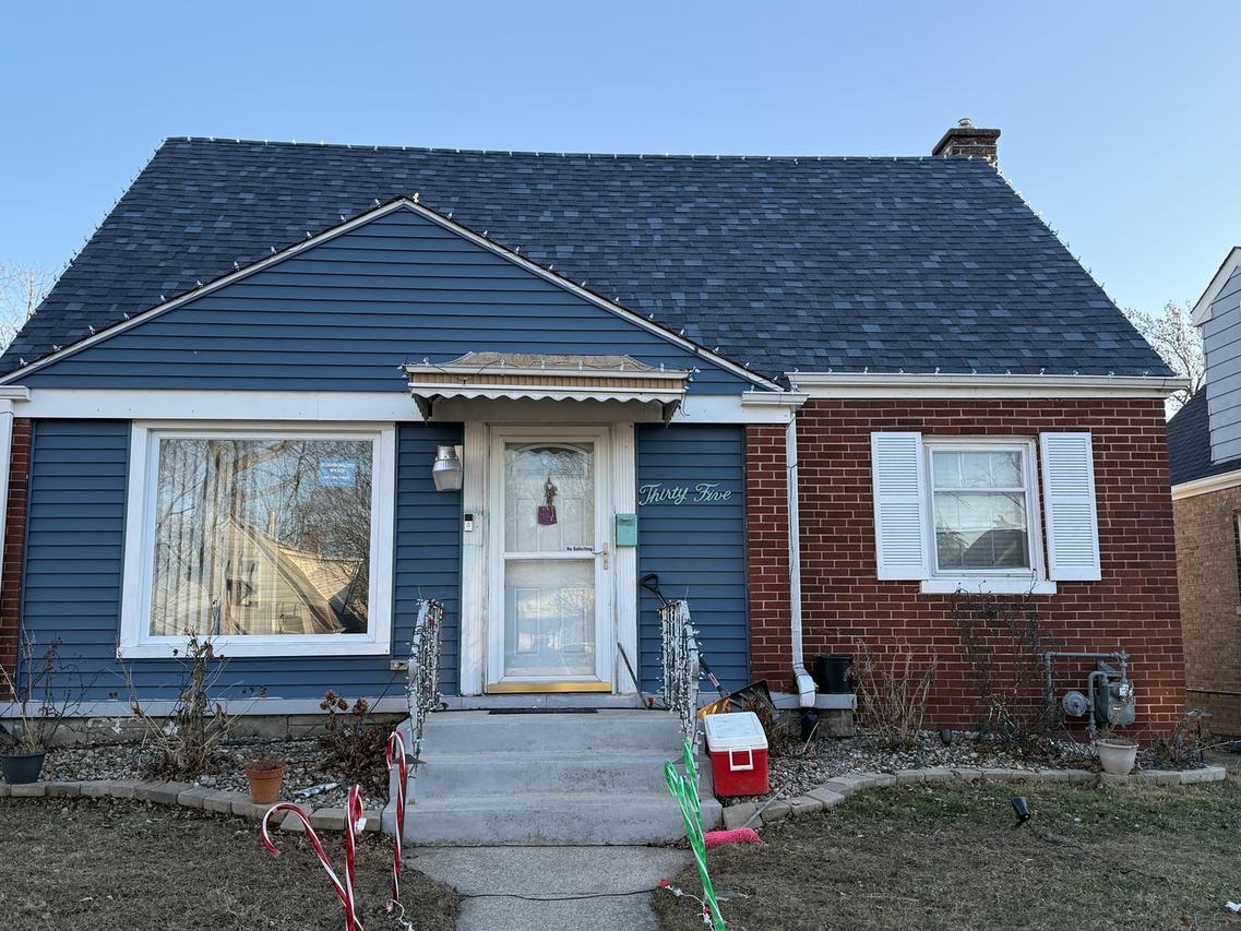 35 164th St., Calumet City, IL 60409