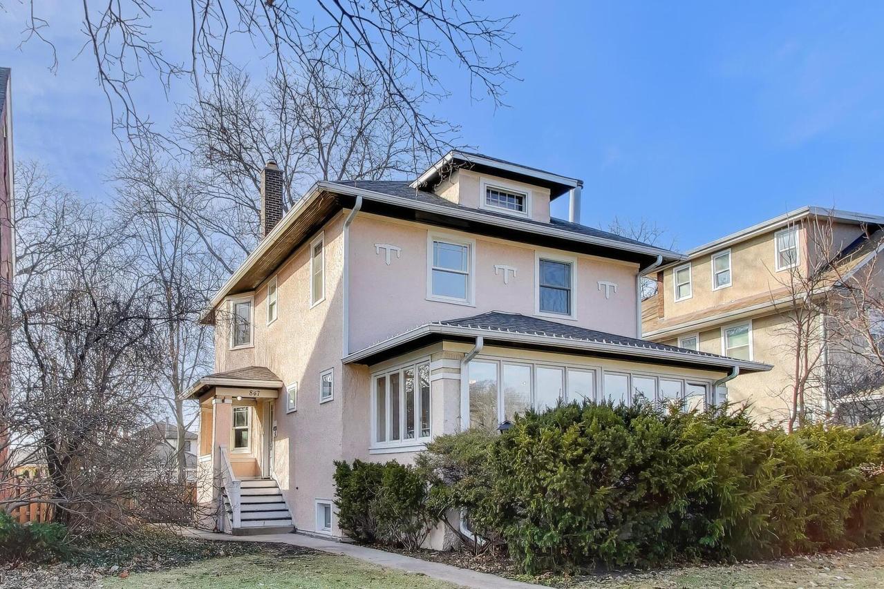 847 Fair Oaks Ave., Oak Park, IL 60302