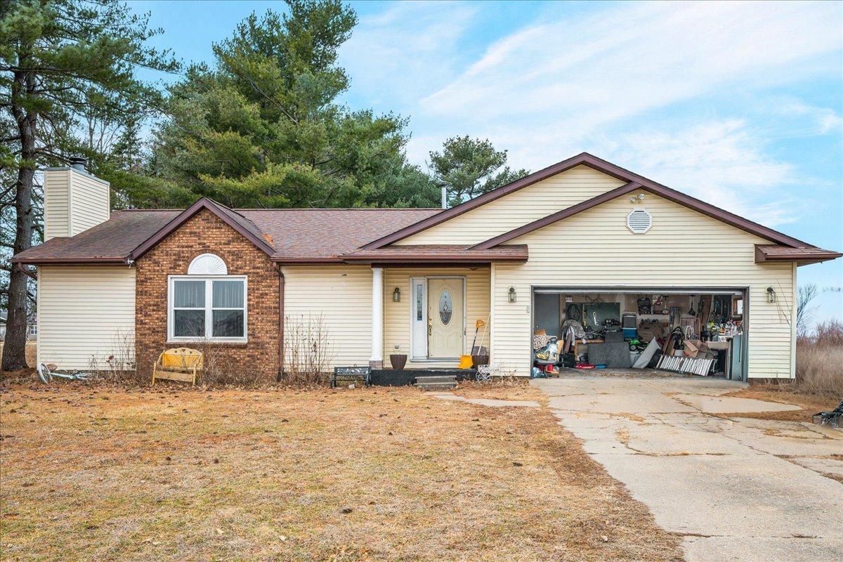 24100 N County Road 3100 E, Manito, IL 61546