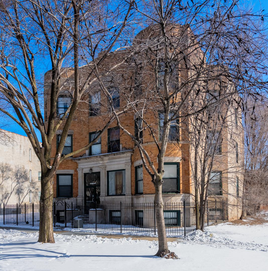 4543 S Prairie Ave. #3S, Chicago, IL 60653
