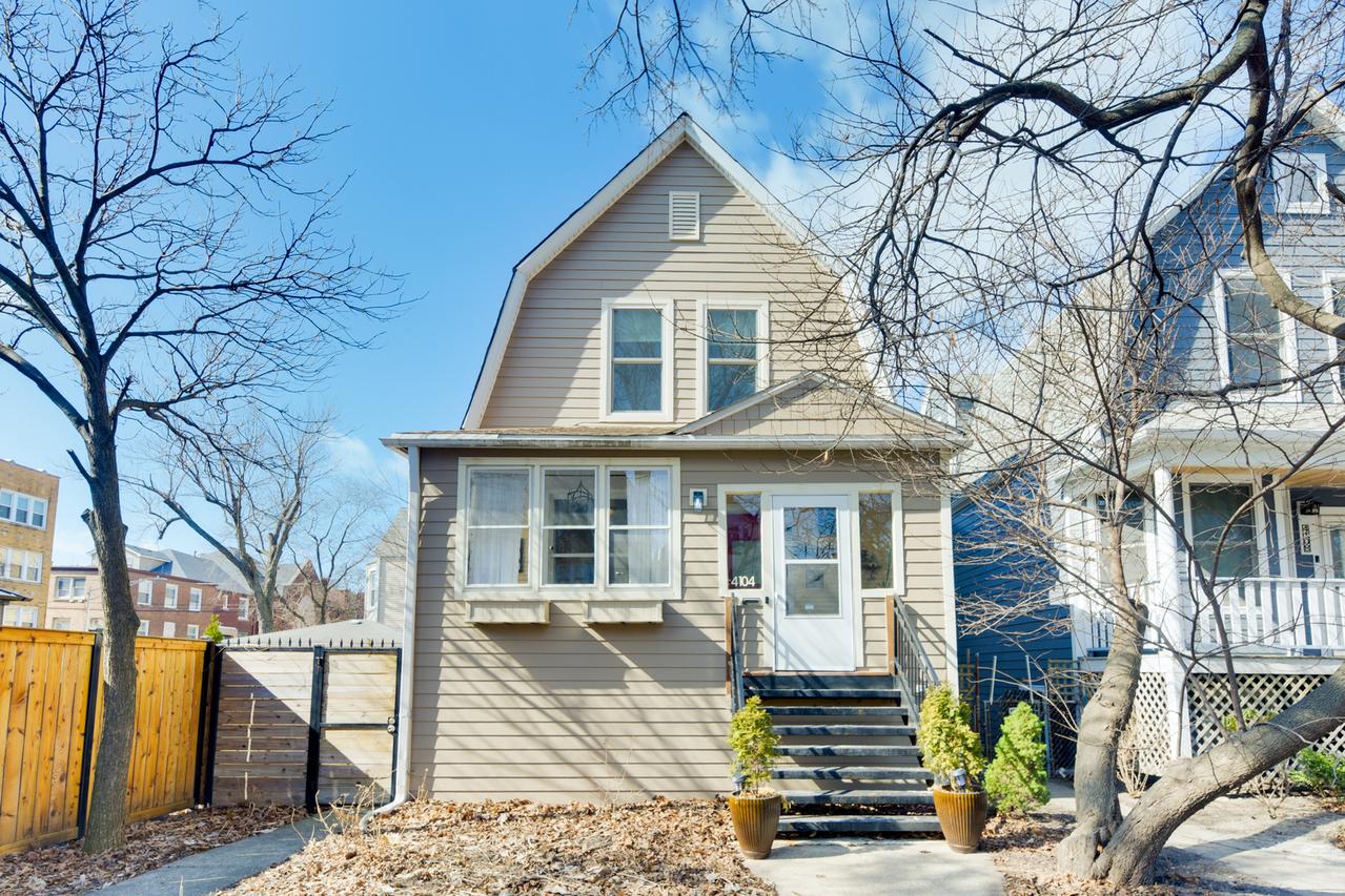 4104 N Central Park Ave., Chicago, IL 60618