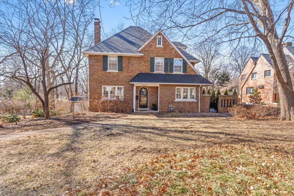 2121 Illini Rd., Springfield, IL 62704