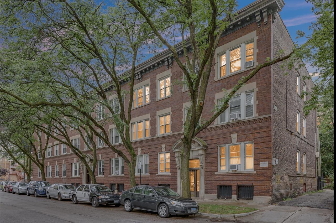 [Address Hidden by Seller], Chicago, IL 60615