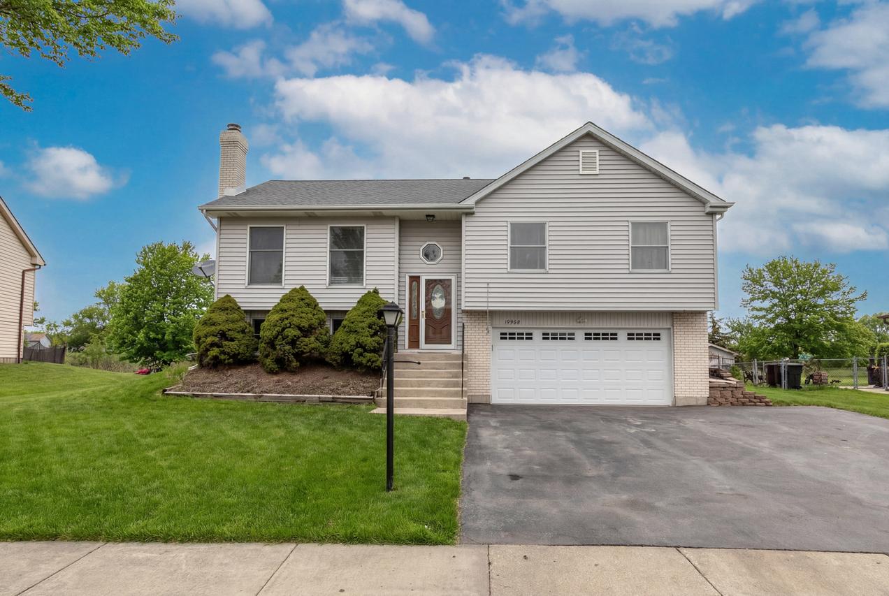 19905 S Mallory Dr., Frankfort, IL 60423