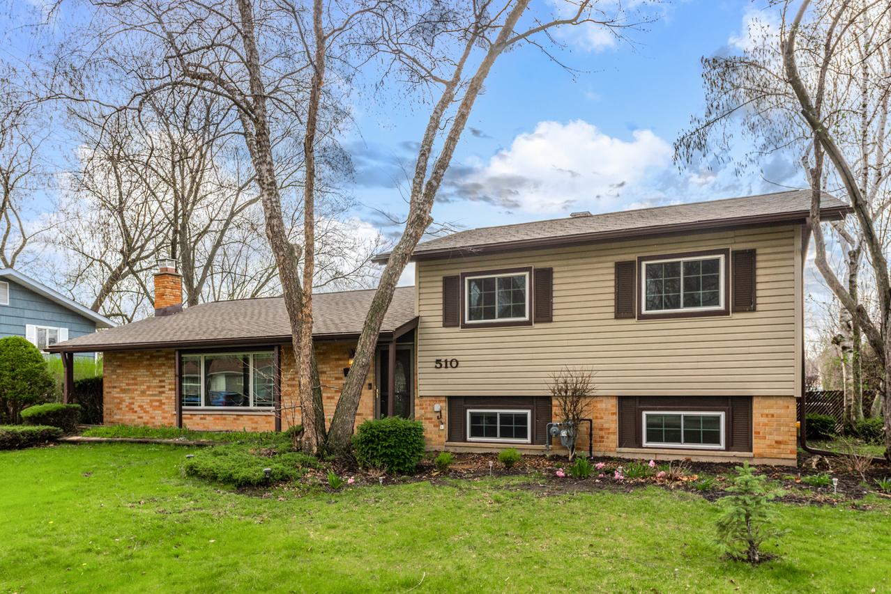 510 Audubon St., Hoffman Estates, IL 60169