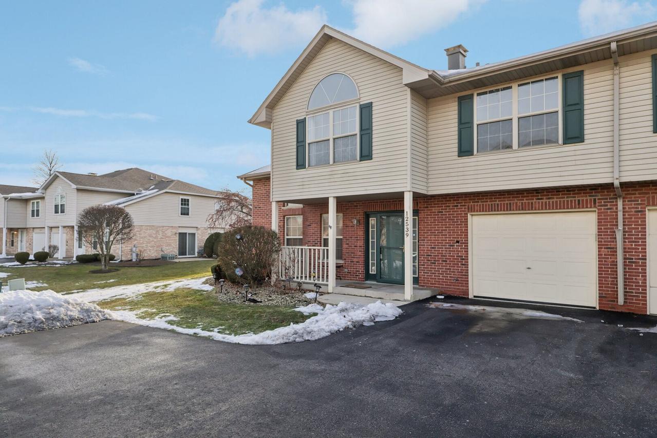 12539 S Quinn Dr. #402, Alsip, IL 60803