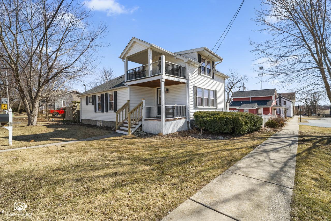 10947 1st St., Mokena, IL 60448